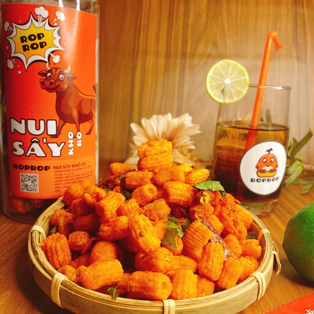 [Mã GROXUAN1 giảm 8% đơn 150K] Nui Sấy Khô Bò Roprop Hũ Pet 300g | BigBuy360 - bigbuy360.vn