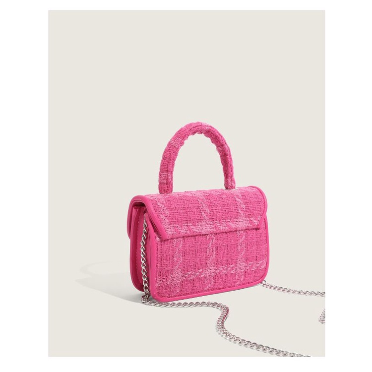 Túi Đeo Chéo Vai Họa Tiết Kẻ Sọc Phối Dây Xích Hình Vuông Mẫu Mới 2022 Chất Lượng Cao Màu Đỏ Hồng Dâu Tây