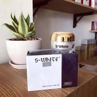 KEM FACE NÁM CAO CẤP SWHITE