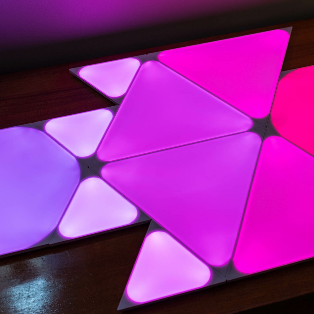 Nanoleaf Mini Triangle Shapes tam giác nhỏ - đèn lắp ghép cao cấp thông minh