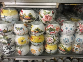 Đèn xông tinh dầu. Quê hương