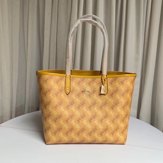 TÚI COACH REVERSIBLE CITY TOTE F82135