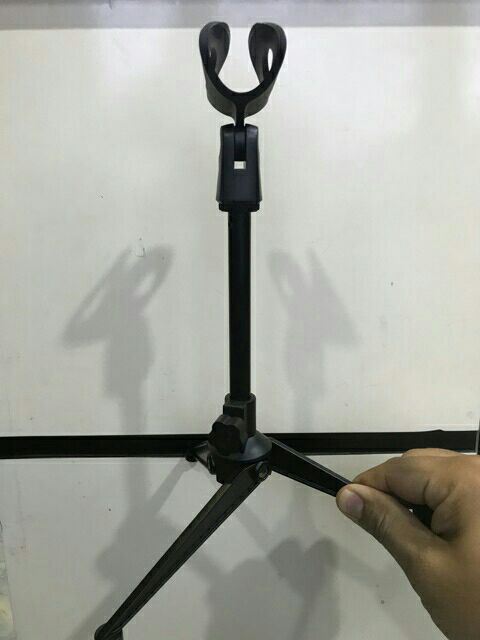 Chân mic để bàn 3 chân và đế tròn