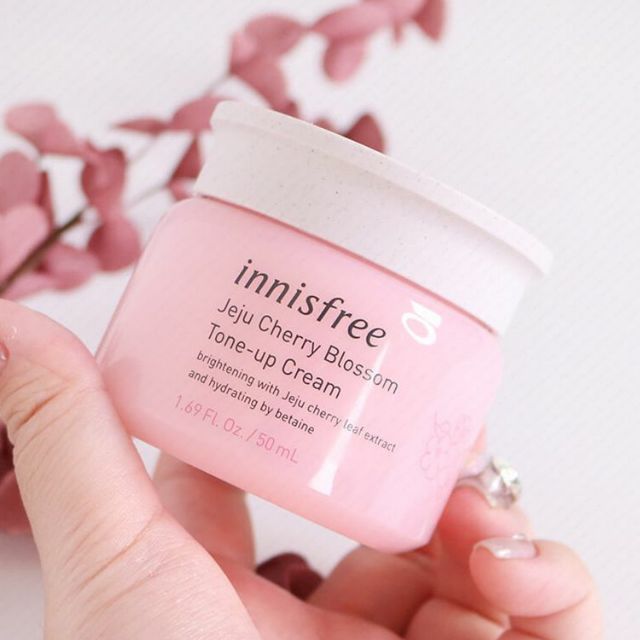 Kem dưỡng innisfree