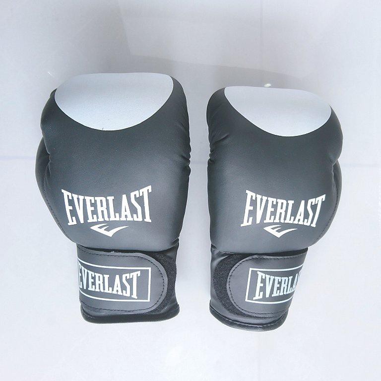 Găng tay Boxing Everlast