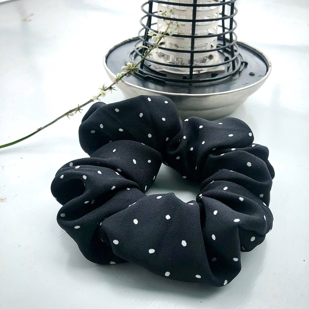 Dây buộc tóc scrunchies phối hoa phong cách Hàn Quốc, cột tóc nhiều họa tiết cho nữ.