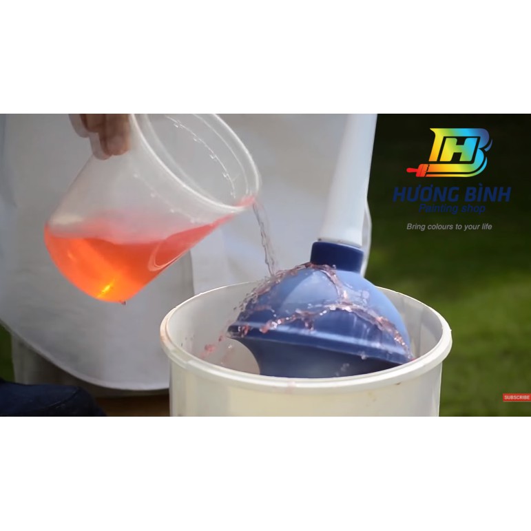 Sơn xịt Rust-Oleum giúp chống bám nước, bùn đất - Neverwet 275185 Liquid Repelling Treatment Spray Kit