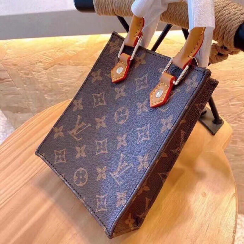 Túi xách tay nữ có dây đeo chéo dáng nhỏ đựng điện thoại louis vuitton LV