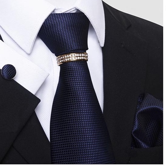 Bộ Cà vạt 4 món gồm Cavat 8cm, khăn cài túi, Măng-set, Nhẫn tròn phụ kiện, Cravat chú rể, Calavat công sở CBC-8209