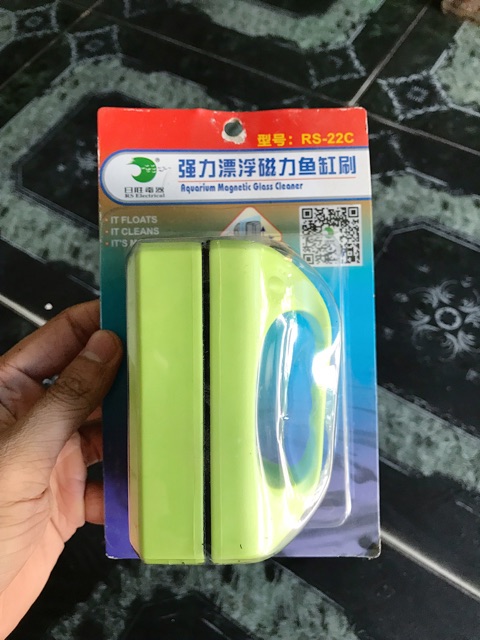 HÍT CHÀ HỒ VỆ SINH HỒ CÁ
