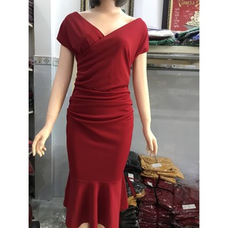Đầm đuôi cá cổ V