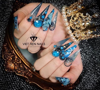 Vương miện chụp ảnh nail