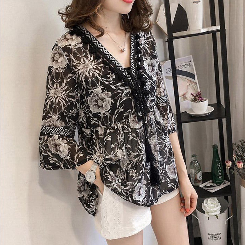 Áo kiểu nữ vải chiffon cổ tim hoạ tiết hoa dáng rộng thoải mái