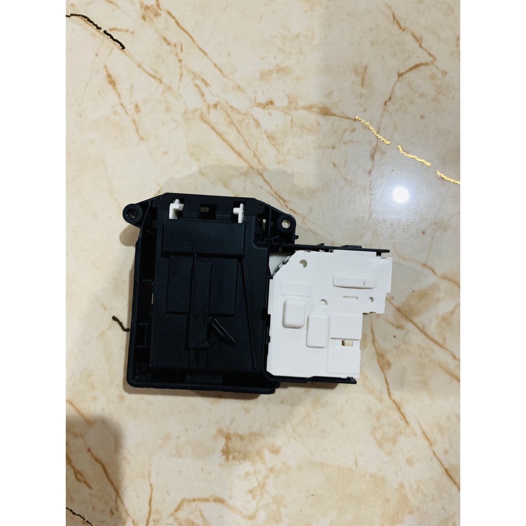 Công tắc cửa máy giặt cửa ngang LG inverter 4 chân - Khoá cửa máy giặt LG cửa ngang Loại đẹp chính hãng