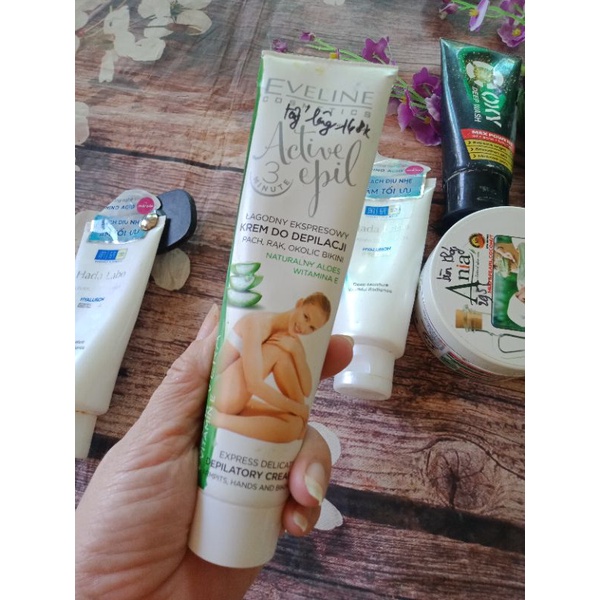 Sữa rửa mặt hàng chọn giá rẻ cho khách