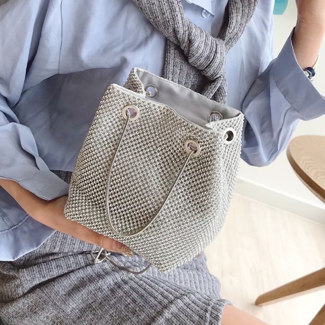 TÚI ĐEO ĐÍNH ĐÁ THỜI TRANG