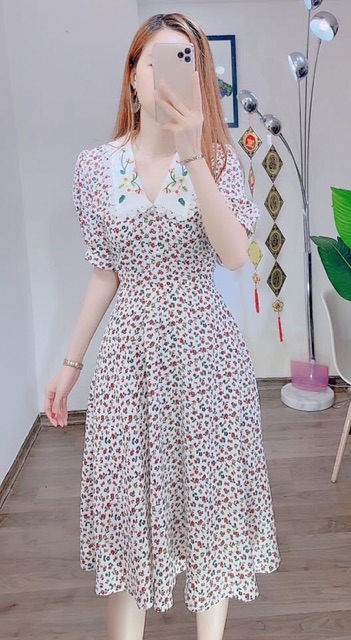 váy hoa cổ thêu hàng thiết kế VHS012108 | BigBuy360 - bigbuy360.vn