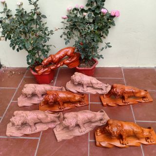 Cụ hổ gỗ hương