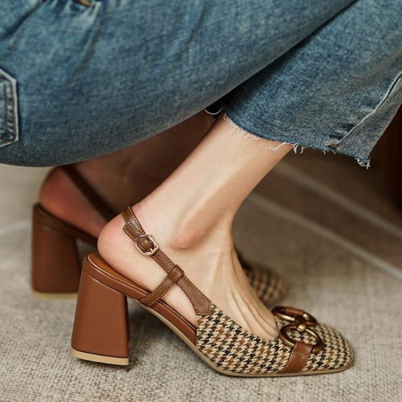 Giày búp bê gót vuông mũi tròn hoạ tiết hottrend nhập khẩu  SẴN SIZE 37, 38