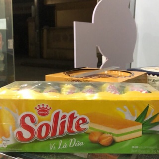 Bánh bông lan tầng kem Solite vị lá dứa_360g