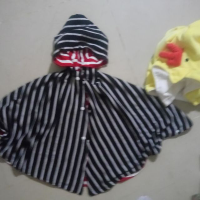 Áo choàng sọc kẻ bận 2 mặt