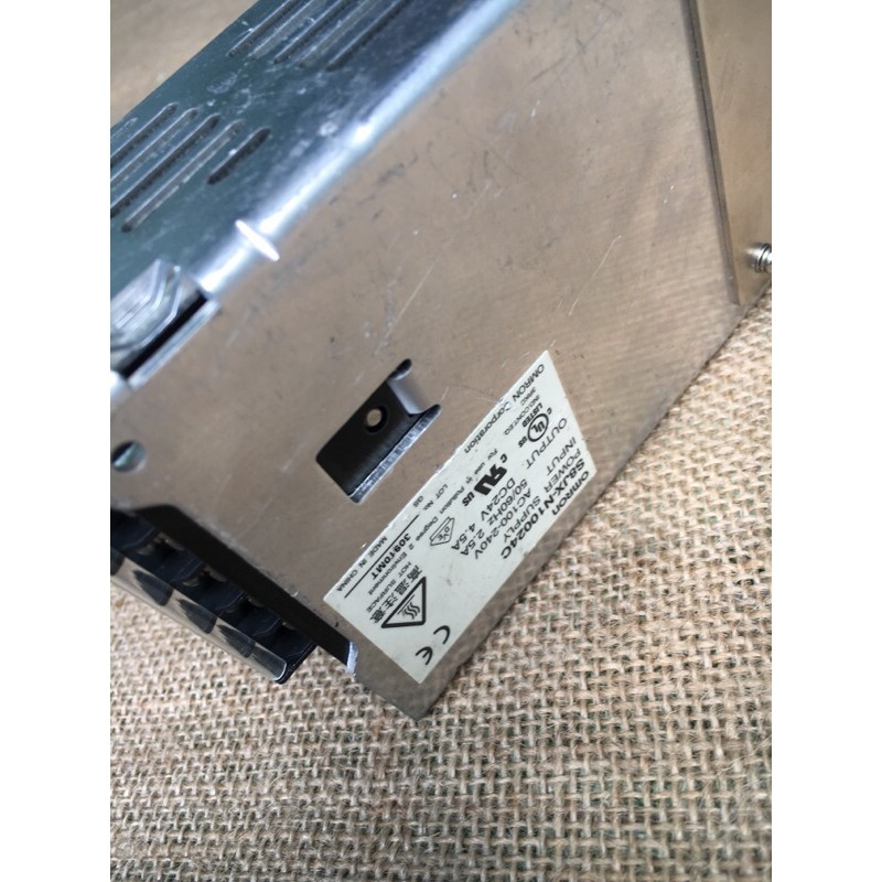 Nguồn Omron24v-4.5A