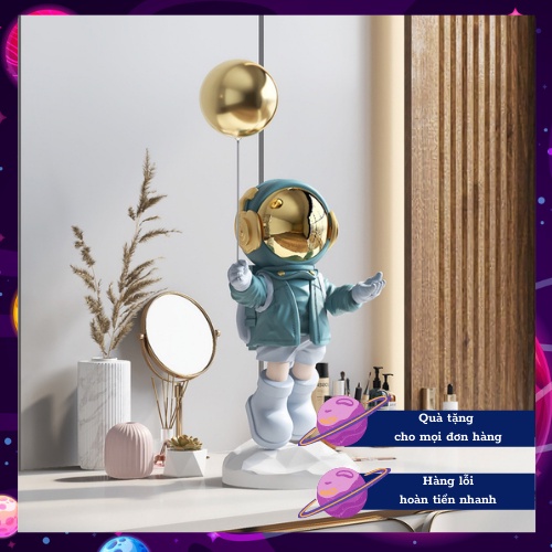 Decor Tượng phi hành gia cầm bóng trang trí - Malibu Corner