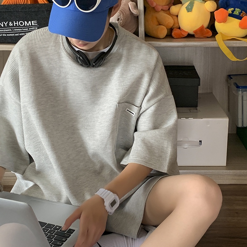 Set đồ thể thao 2 món gồm áo thun tay ngắn phối quần short dáng rộng kiểu Hồng Kông thời trang đường phố mùa hè cho nam