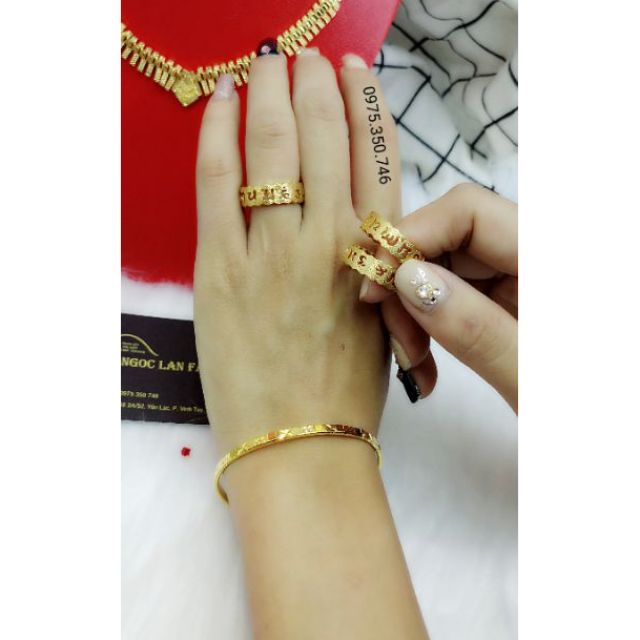 Nhẫn nữ hoa mai