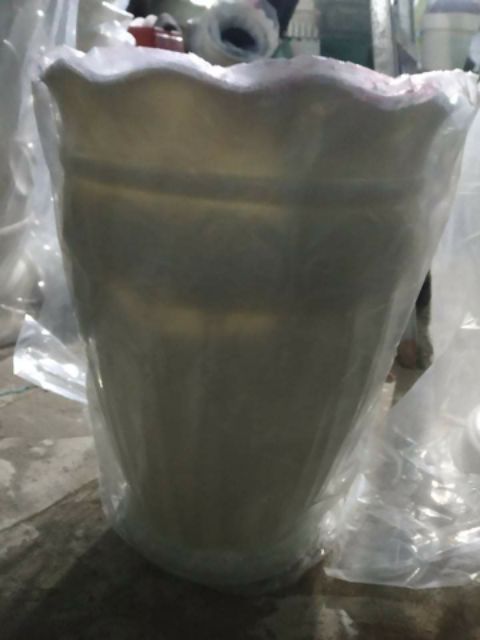 Chậu trồng cây size lớn