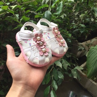 giầy dép bé gái size 15-19