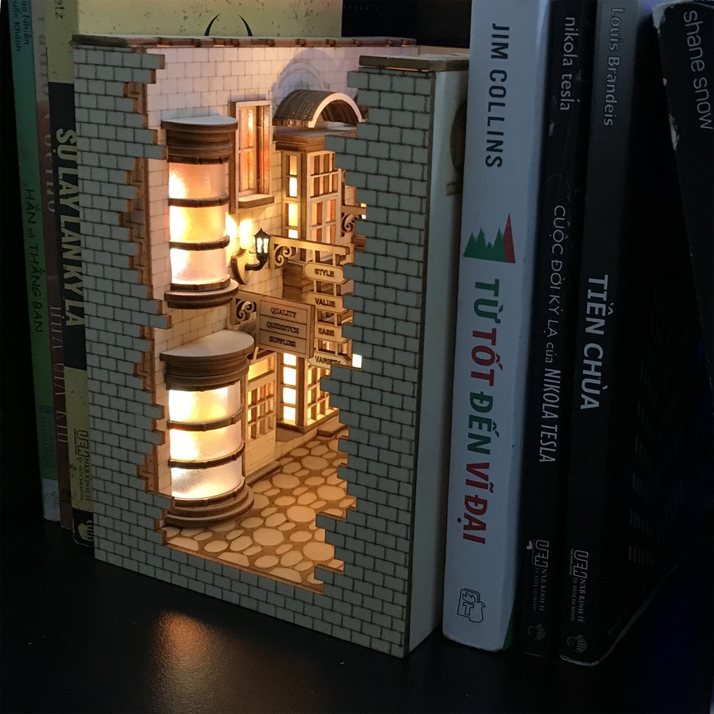 Harry Potter Mô hình Lắp ráp Hẻm Xéo Size bé - Hộp chặn sách gỗ thơm có đèn làm quà tặng giáng sinh