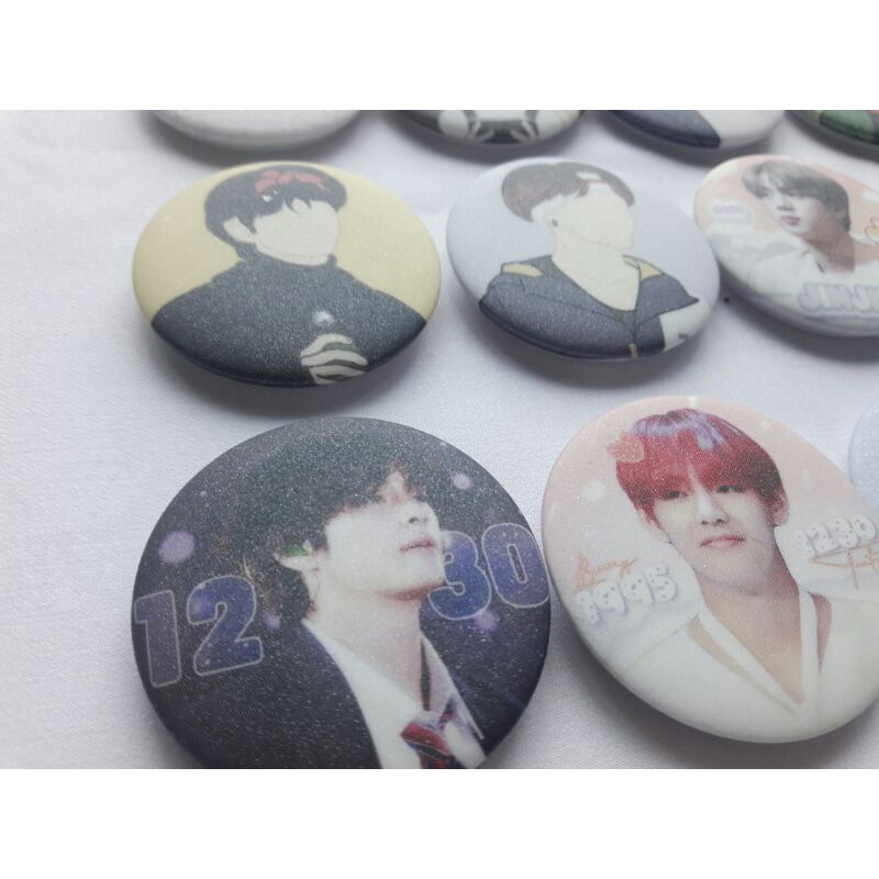 Huy hiệu cán kim tuyến