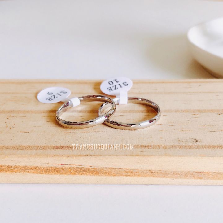 Nhẫn Ngón Út_Nhẫn Titan_ Nhẫn Cặp Màu Bạc Trơn Bản Tròn 1.5mm