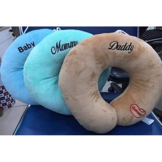 Gối kê cổ Huggies