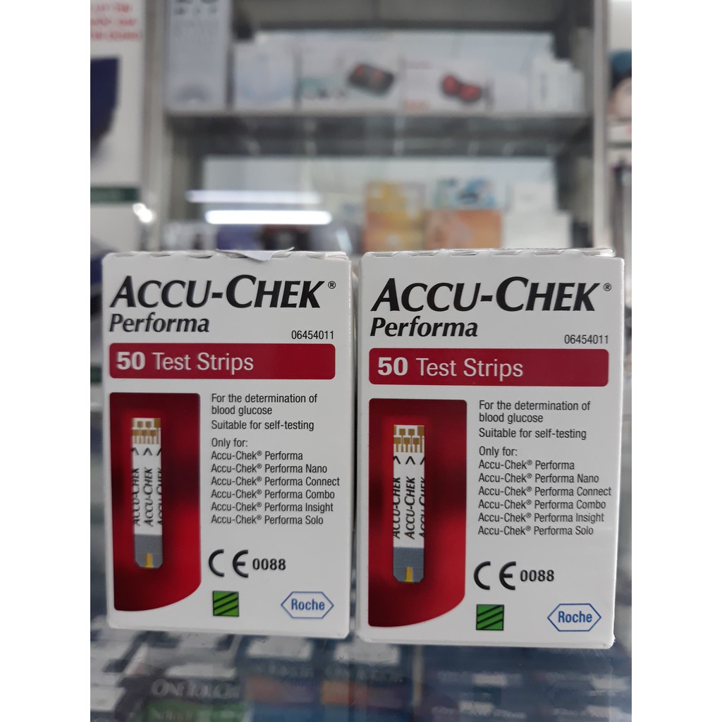 Que test đường huyết Accu-Check lọ 25 que - Made in USA