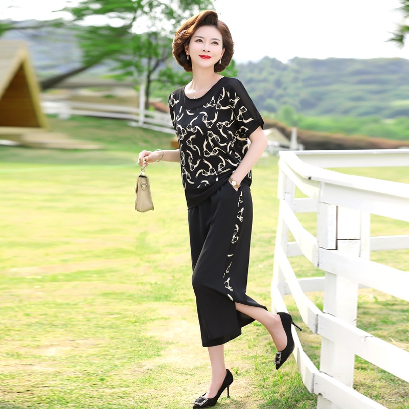 Set Đồ Thể Thao Hai Món Thời Trang Mùa Hè Cho Phụ Nữ Trung Niên 2022