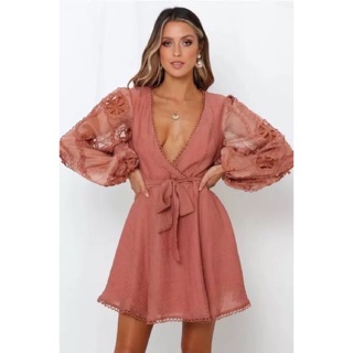 Đầm ZARA họa tiết thêu đột siêu sang đẹp