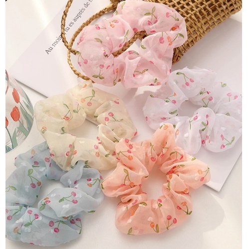 (Hàng quà tặng) Dây cột tóc vải Scrunchies hoạ tiết anh đào chất vải mịn cho bạn gái