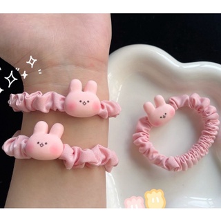 Cột tóc con thỏ xinh xắn