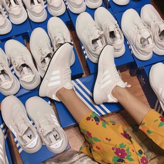 Giầy adidas sz 39