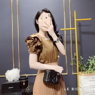 Áo thô lụa cổ vuông bèo vai siêu xinh