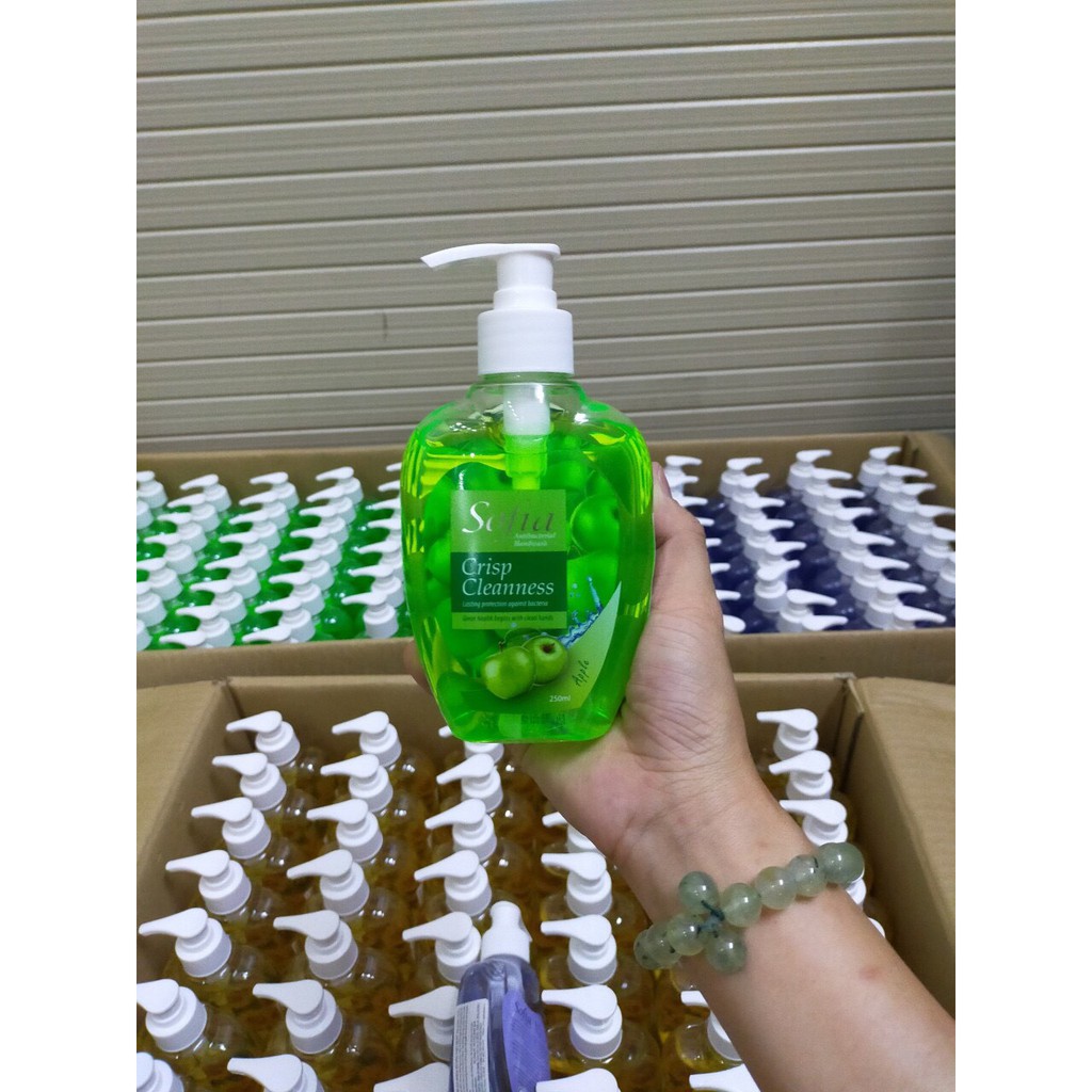 Nước Rửa Tay Sofia 250ml Diệt Khuẩn Chống Khô Tay | BigBuy360 - bigbuy360.vn