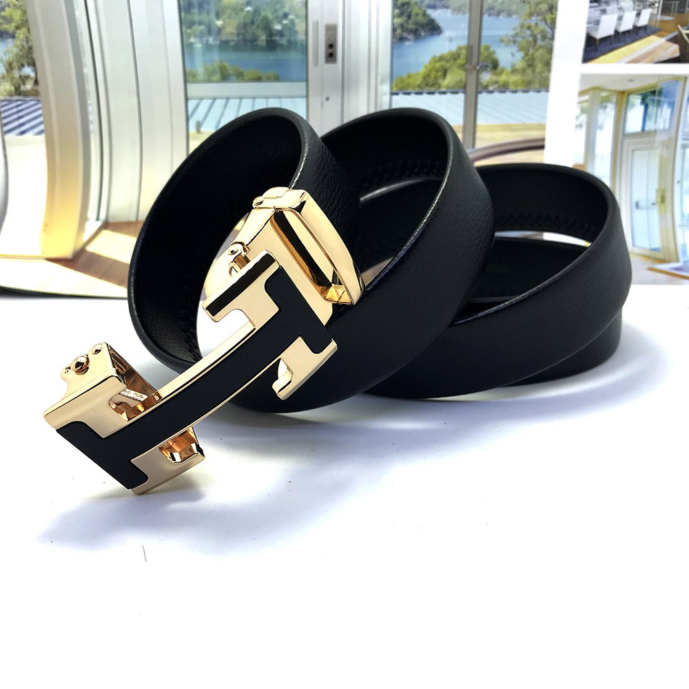 THẮT LƯNG NAM THỜI TRANG CÓ HỘP ĐỰNG THEO KÈM