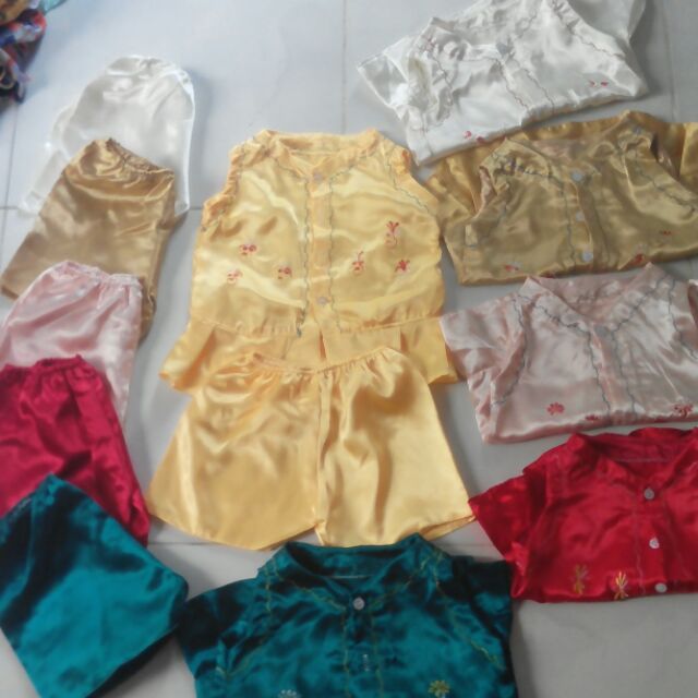 Com bo 2 set đồ  đẹp  cho bé  gái