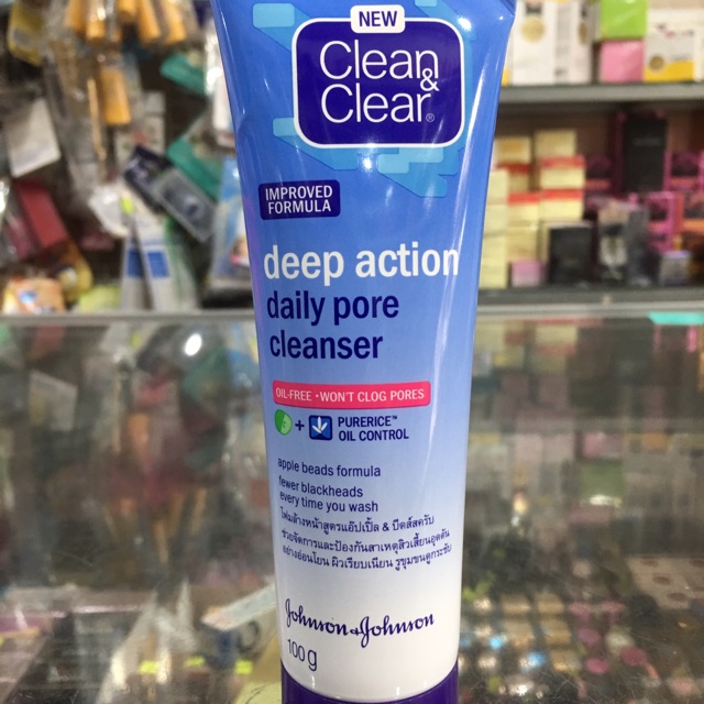 Sữa rửa mặt sạch nhờn và ngừa mụn đầu đen Clean & Clear chai 100g Có hạt | BigBuy360 - bigbuy360.vn