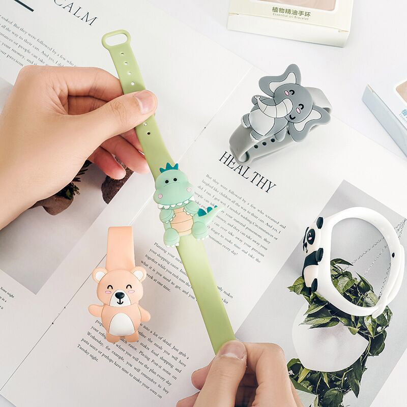 Vòng Đeo Tay Chống Muỗi Họa Tiết Hoạt Hình Cho Bé