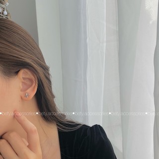 Hoa tai Lily basic nhỏ xinh dễ phối quần áo ✌️