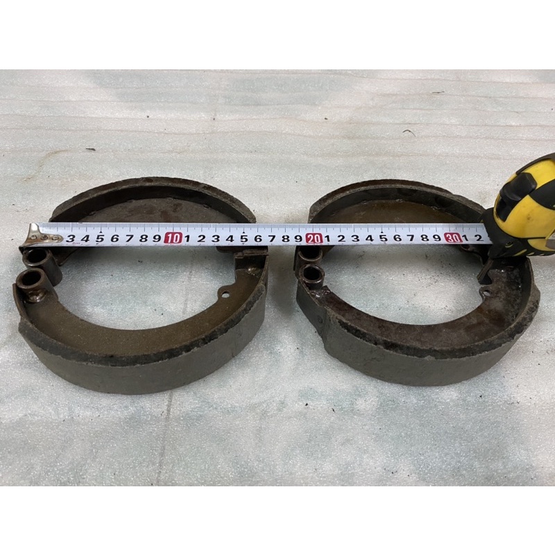Bộ má phanh,bố thắng 16,5cm, 4 chiếc loại đường kính 16,5cm dùng lắp ráp thay thế cho cầu sau xe 3 bánh,4 bánh