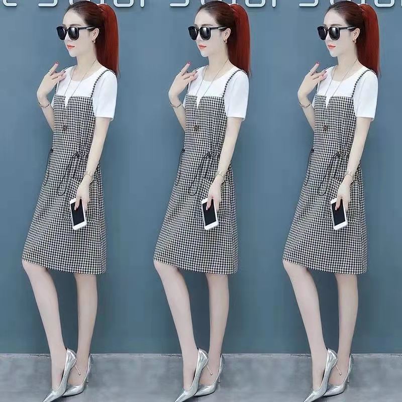 Đầm Yếm Dáng Dài Tới Gối Hai Mảnh Kẻ Sọc Caro Mới Chống Lão Hóa Cho Nữ